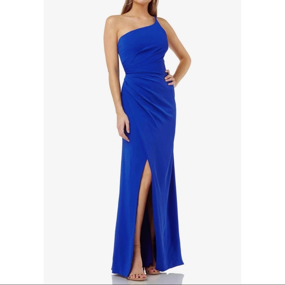 Carmen Marc Valvo Dresses & Skirts - NWT Carmen Marc Valvo One Shoulder Gown Dress